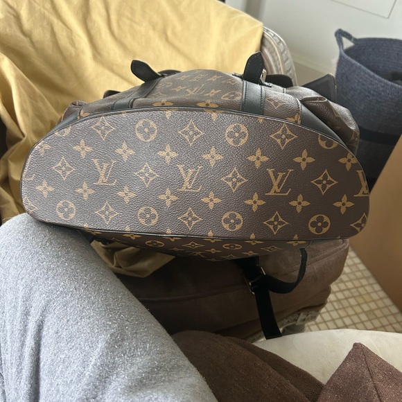 Louis Vuitton Brown Monogram Backpack with Black Accents - Picture 5 of 16